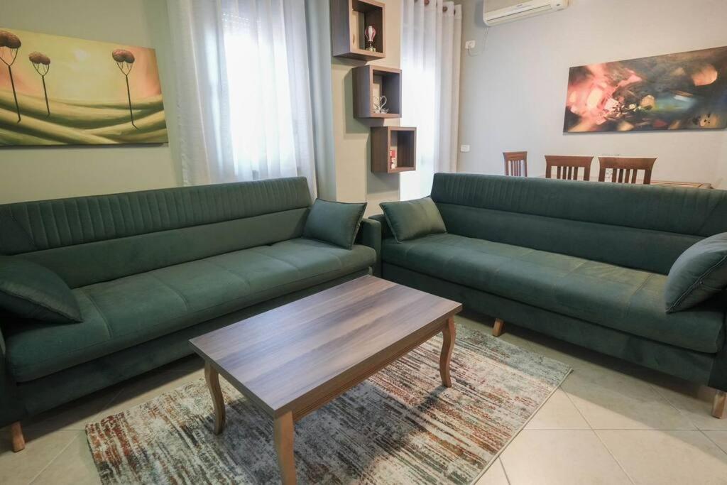 Staycation, City Center Apartment With Balcony Tirana Bagian luar foto